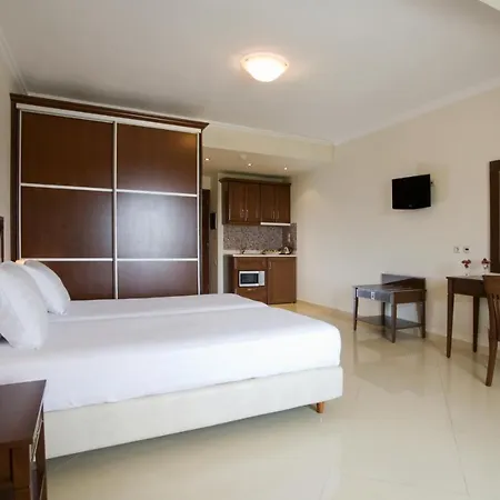 Royal 3* Nydri (Lefkada)